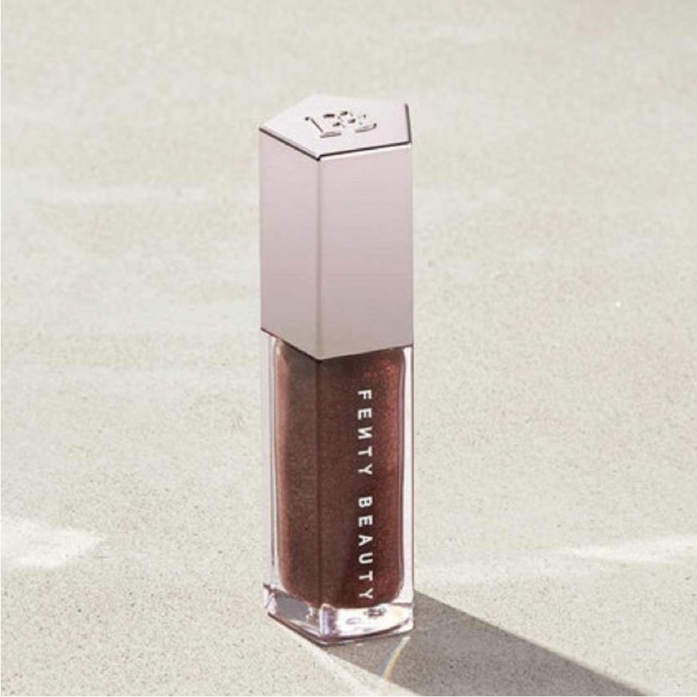 Fenty Beauty Gloss Bomb Universal Lip Luminizer Hot Chocolit - Picture 2 of 3